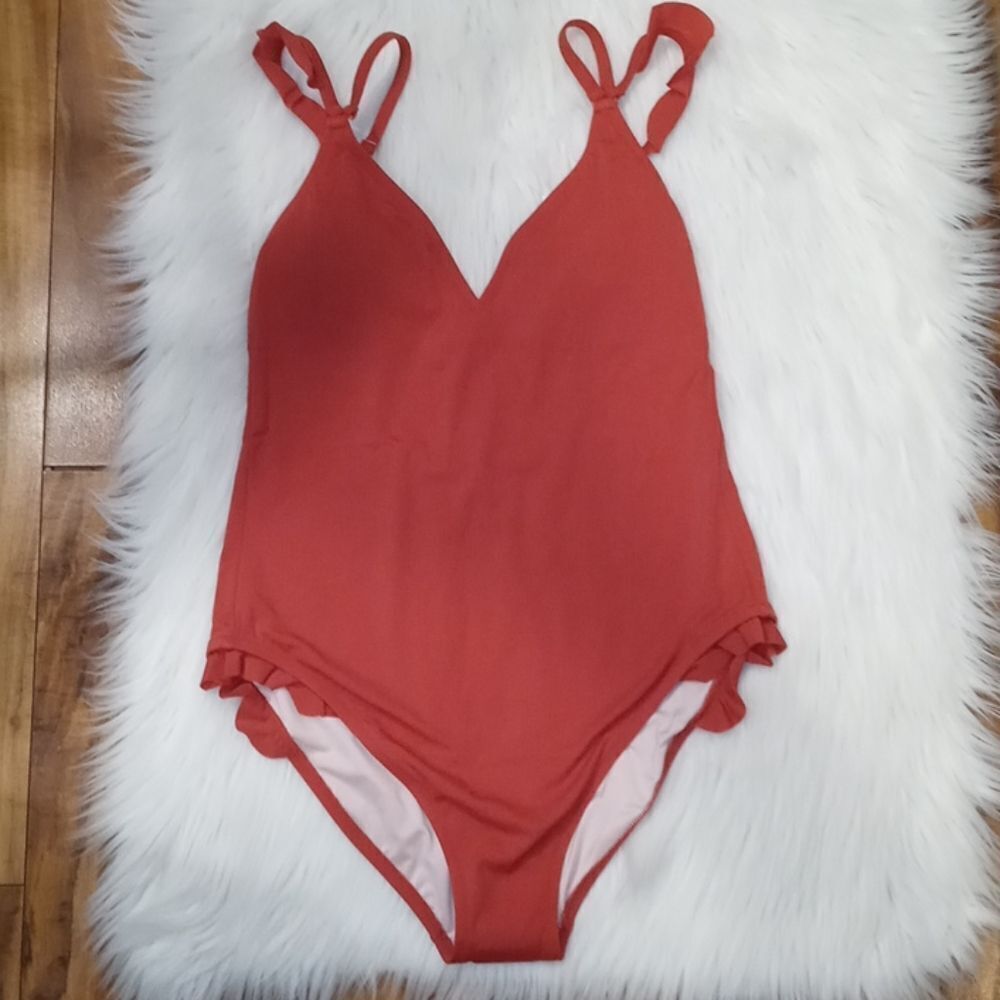 Women's ruffle strap swimsuit